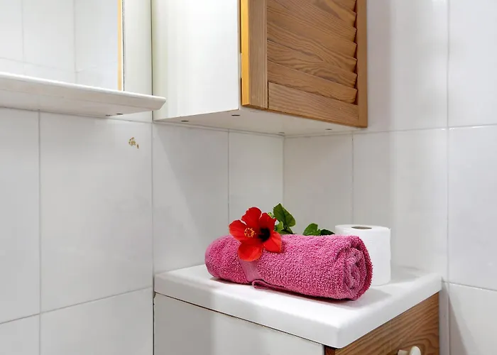 Welcome In Paradise *